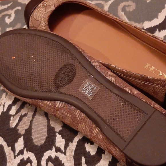 Coach monogram size 8.5 - Picture 4 of 4